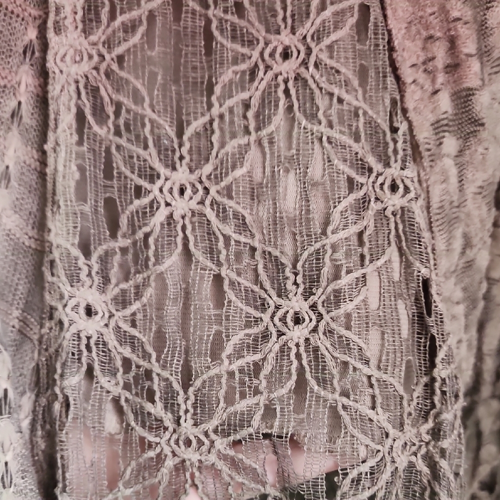 Elegant Women's Lace Blouse in Pink and Brown - Picture 6 of 8